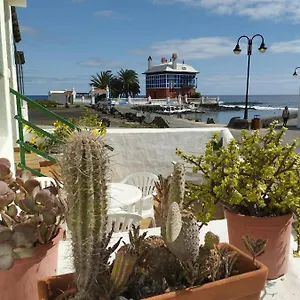 https://apartamento-el-charcon.in-canary-islands.com